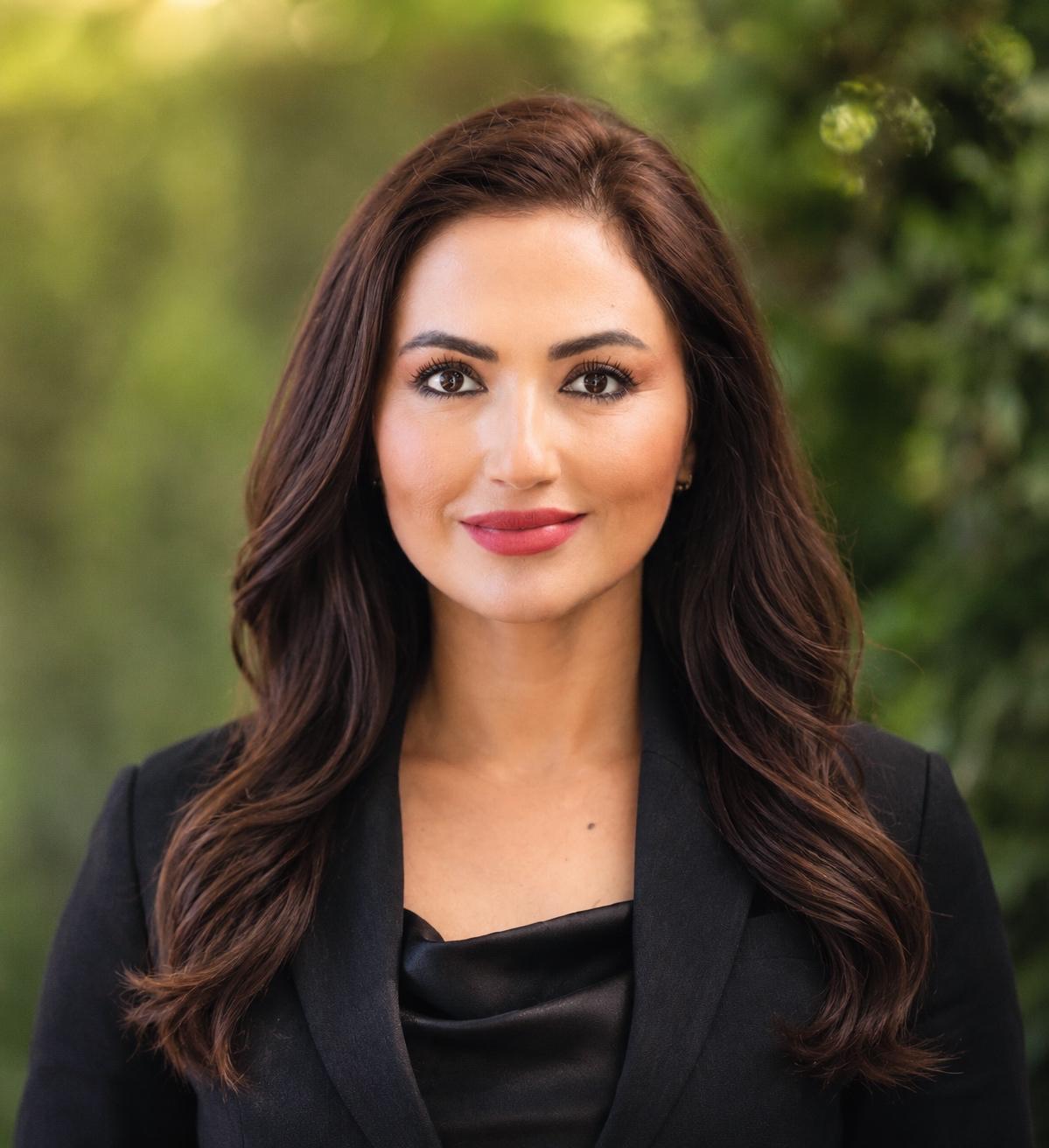 Nahid Fattahi, Partner
